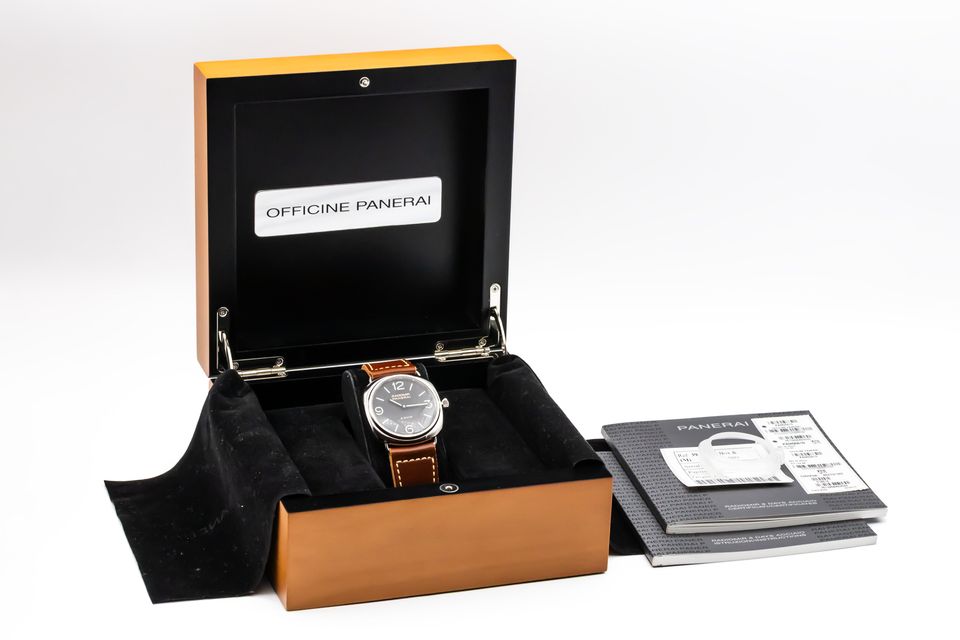 Panerai Radiomir 8 days PAM00610 Image 7